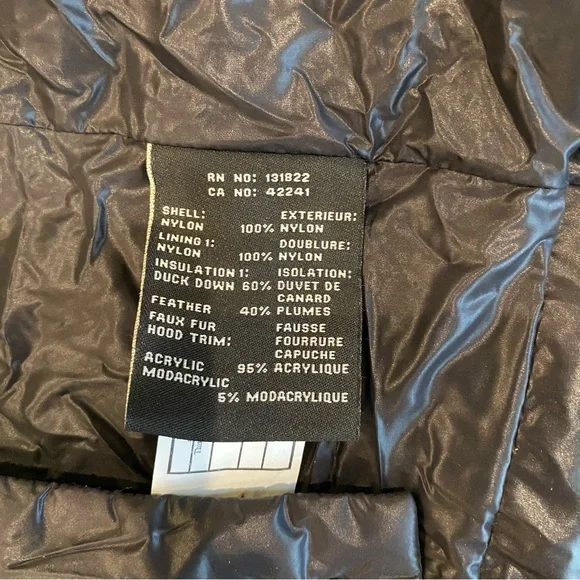 S13 size 10 girls black puffer with faux fur hood trim. - Picture 6 of 6